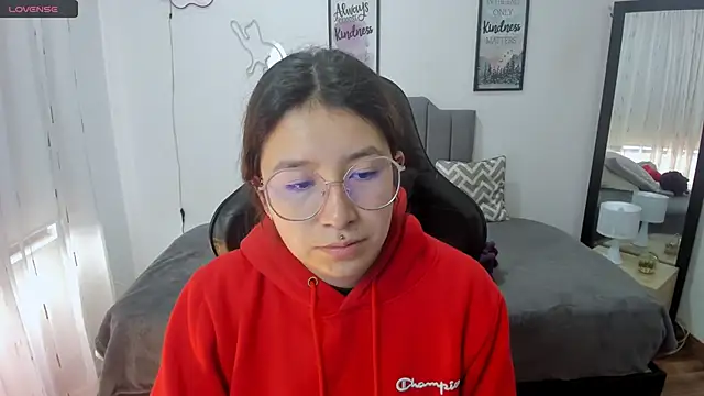 Snapshot of Amy_joones chatting on October 2025 03:54:01 PM Amy joones online show from October 2025 03:54:01 PM