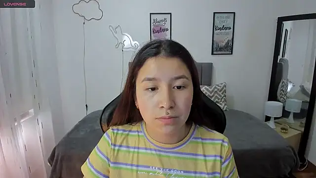 Snapshot of Amy_joones chatting on October 2025 12:13:02 PM Amy joones online show from October 2025 12:13:02 PM