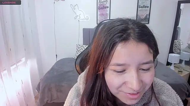 Snapshot of Amy_joones chatting on October 2025 01:11:01 PM Amy joones online show from October 2025 01:11:01 PM