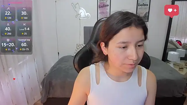 Snapshot of Amy_joones chatting on October 2025 12:38:01 PM Amy joones online show from October 2025 12:38:01 PM