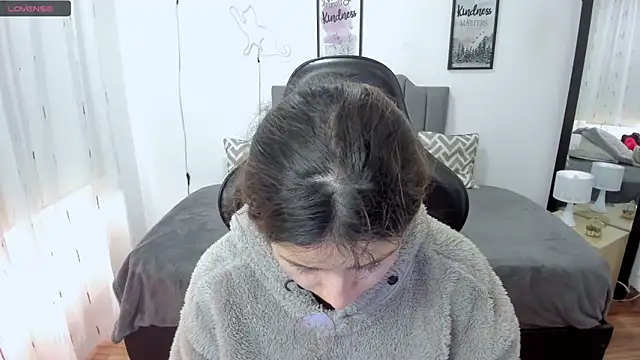 Snapshot of Amy_joones chatting on October 2025 01:45:02 PM Amy joones online show from October 2025 01:45:02 PM