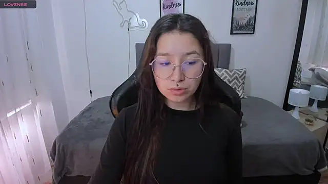 Snapshot of Amy_joones chatting on October 2025 02:18:02 PM Amy joones online show from October 2025 02:18:02 PM