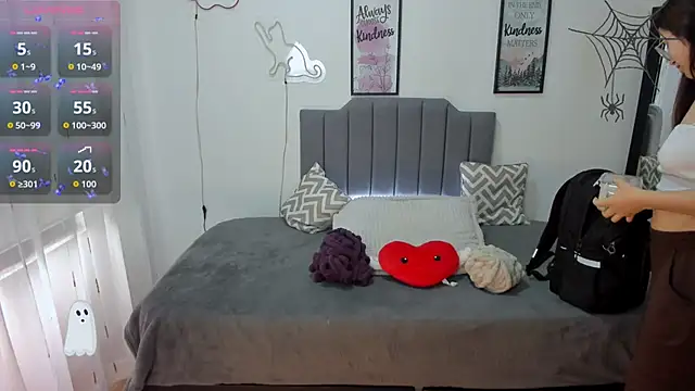 Snapshot of Amy_joones chatting on October 2025 01:00:02 PM Amy joones online show from October 2025 01:00:02 PM