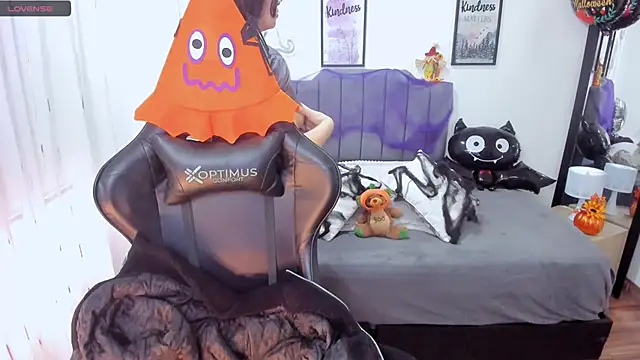 Snapshot of Amy_joones chatting on October 2025 01:07:02 PM Amy joones online show from October 2025 01:07:02 PM