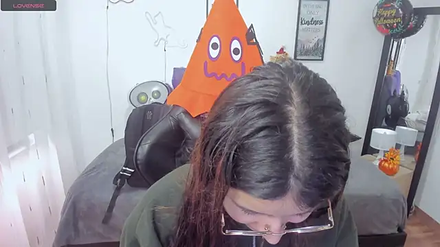 Snapshot of Amy_joones chatting on October 2025 12:40:02 PM Amy joones online show from October 2025 12:40:02 PM