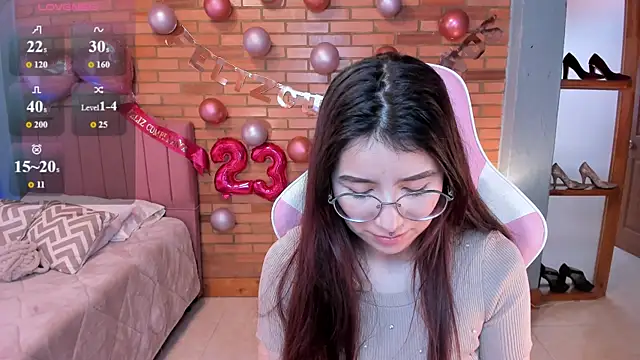 Amy joones online show from May 2026 02:01:01 PM