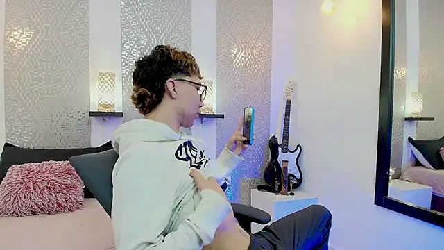 Nikolay Gregori online show from January 2025 04:28:01 AM