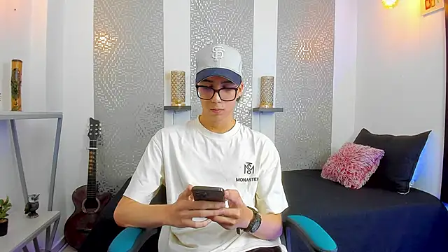 Nikolay Gregori online show from February 2025 04:31:01 AM