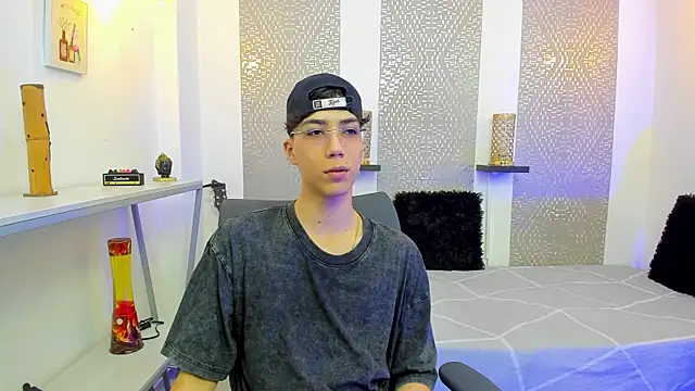 Nikolay Gregori online show from November 2025 04:33:02 AM