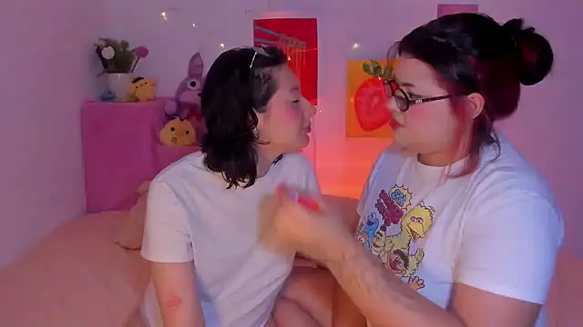 Snapshot of Gaby_Danna chatting on April 2026 01:11:02 AM Gaby Danna online show from April 2026 01:11:02 AM