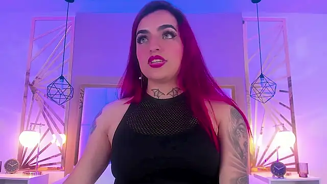 Snapshot of valeriee_millerr_ chatting on January 2025 06:14:01 PM valeriee millerr online show from January 2025 06:14:01 PM
