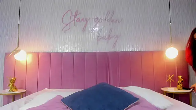 Snapshot of valeriee_millerr_ chatting on January 2025 09:23:02 PM valeriee millerr online show from January 2025 09:23:02 PM