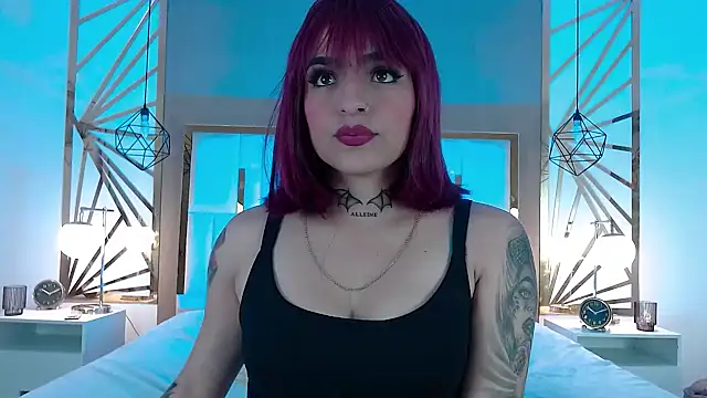 Snapshot of valeriee_millerr_ chatting on January 2025 03:21:01 PM valeriee millerr online show from January 2025 03:21:01 PM