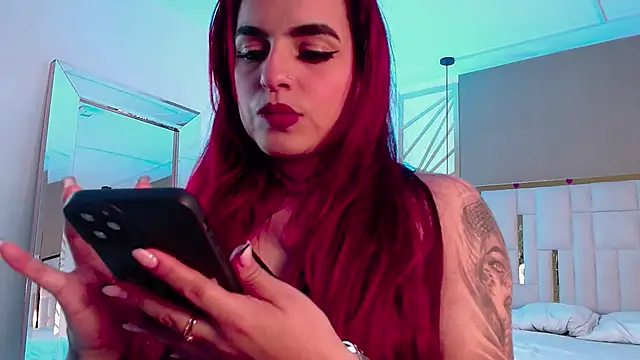 Snapshot of valeriee_millerr_ chatting on February 2025 06:20:01 PM valeriee millerr online show from February 2025 06:20:01 PM