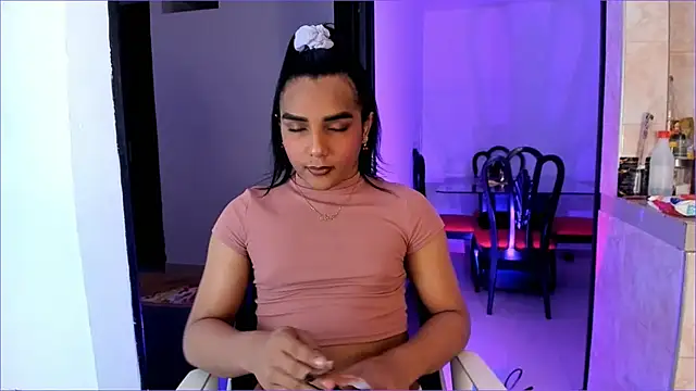 Snapshot of CandyLatinHott chatting on March 2026 01:24:02 AM CandyLatinHott online show from March 2026 01:24:02 AM