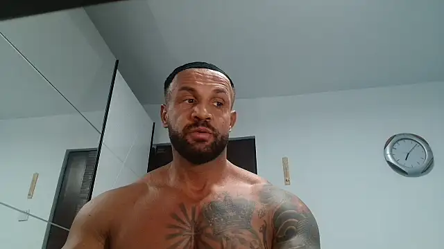 Magnificmuscles89 online show from February 2026 05:06:02 PM