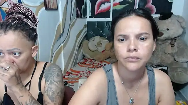 manzanahot9 online show from February 2026 06:42:01 PM