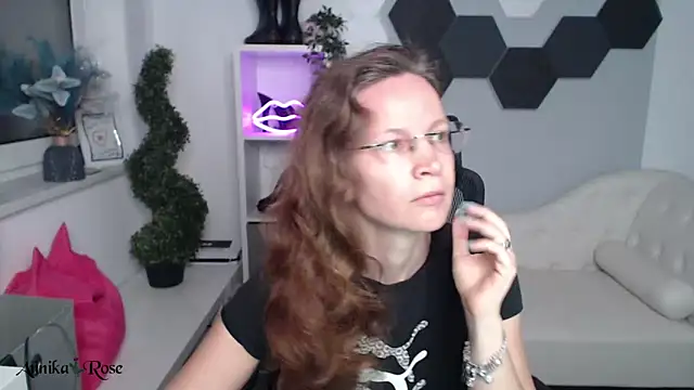 Snapshot of AnnikaRose chatting on March 2025 12:12:02 PM AnnikaRose online show from March 2025 12:12:02 PM