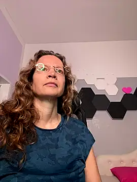 AnnikaRose online show from December 2025 04:43:01 AM