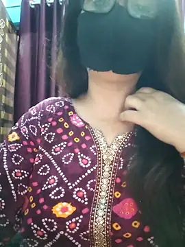 Aishwaryaa 69 online show from September 2025 02:45:01 AM