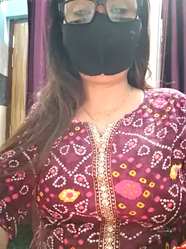 Aishwaryaa 69 online show from November 2025 08:13:02 AM