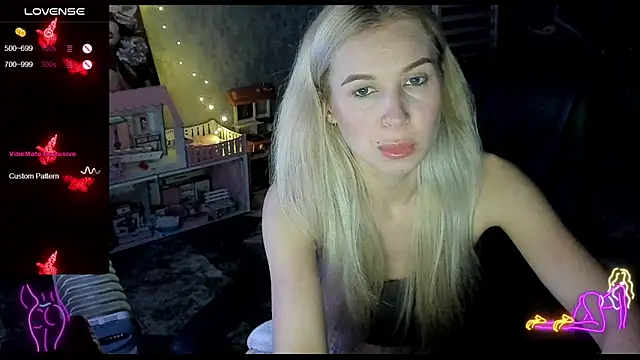  NigoNika online show from May 2026 07:32:01 PM