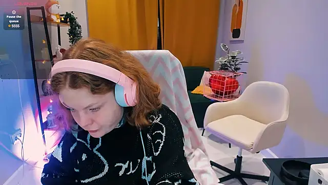 Snapshot of Cassie_xKiss chatting on March 2025 08:34:01 PM Cassie xKiss online show from March 2025 08:34:01 PM