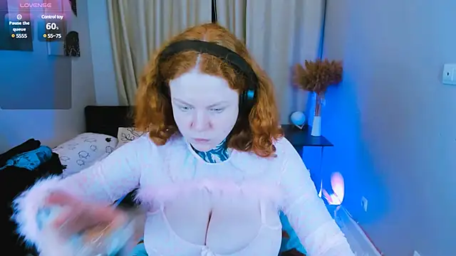 Snapshot of Cassie_xKiss chatting on March 2025 08:26:02 PM Cassie xKiss online show from March 2025 08:26:02 PM