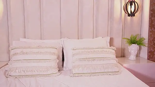 Snapshot of bonniekim_ chatting on September 2025 10:56:02 PM bonniekim online show from September 2025 10:56:02 PM