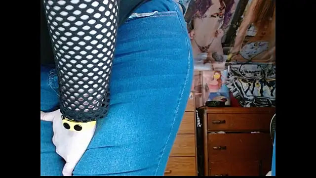 cosmicjones online show from February 2026 12:03:01 PM