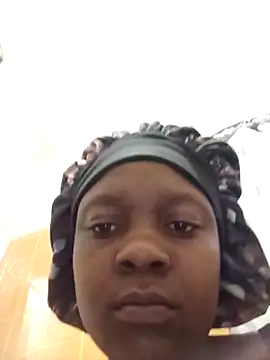 Snapshot of mloghyfsa chatting on December 2025 05:46:01 AM mloghyfsa online show from December 2025 05:46:01 AM