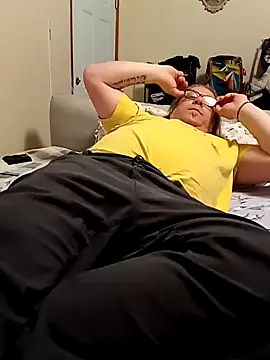 Mic Oxinner online show from March 2025 10:47:01 AM