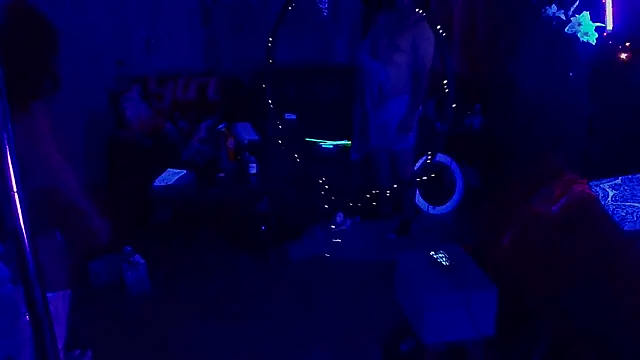 Snapshot of Avaivory chatting on February 2025 03:23:01 AM Avaivory online show from February 2025 03:23:01 AM