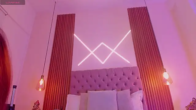 Snapshot of Sophia_turneer chatting on February 2026 02:28:02 AM Sophia turneer online show from February 2026 02:28:02 AM