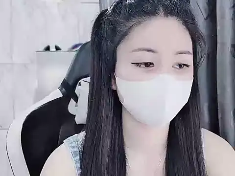 Snapshot of _Lygn__ chatting on January 2025 05:15:02 AM Lygn online show from January 2025 05:15:02 AM