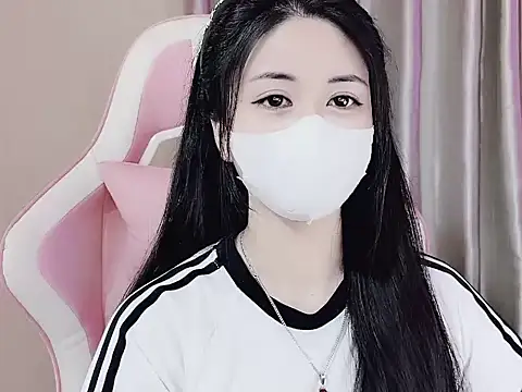 Snapshot of _Lygn__ chatting on January 2025 04:13:02 PM Lygn online show from January 2025 04:13:02 PM