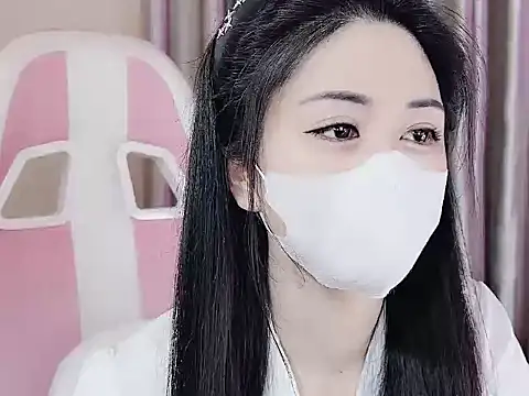 Snapshot of _Lygn__ chatting on February 2025 04:25:01 PM Lygn online show from February 2025 04:25:01 PM