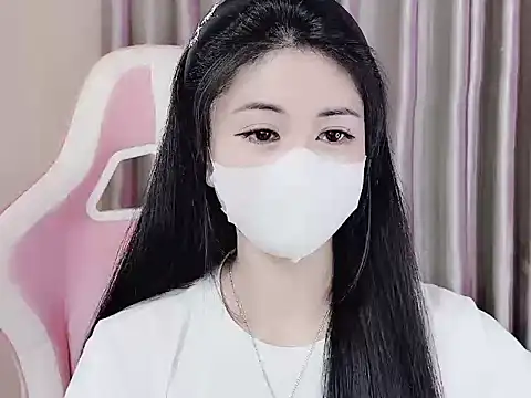 Snapshot of _Lygn__ chatting on February 2025 09:43:01 PM Lygn online show from February 2025 09:43:01 PM