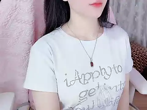 Snapshot of _Lygn__ chatting on October 2025 01:02:02 PM Lygn online show from October 2025 01:02:02 PM