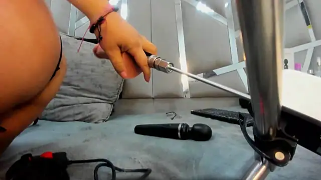 Snapshot of Catherinee69_x chatting on March 2025 07:59:01 AM Catherinee69 x online show from March 2025 07:59:01 AM