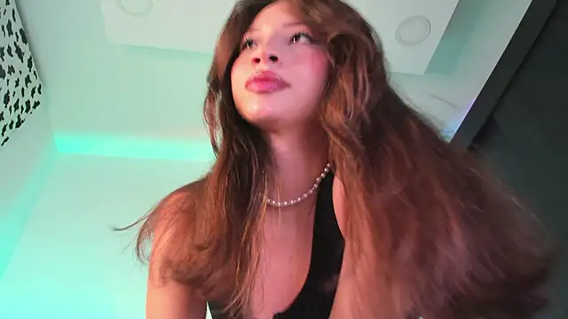 Snapshot of yourf4vpawg chatting on March 2026 06:06:01 AM yourf4vpawg online show from March 2026 06:06:01 AM