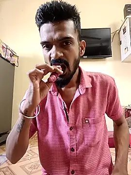 saggy1218 online show from November 2025 03:50:01 AM