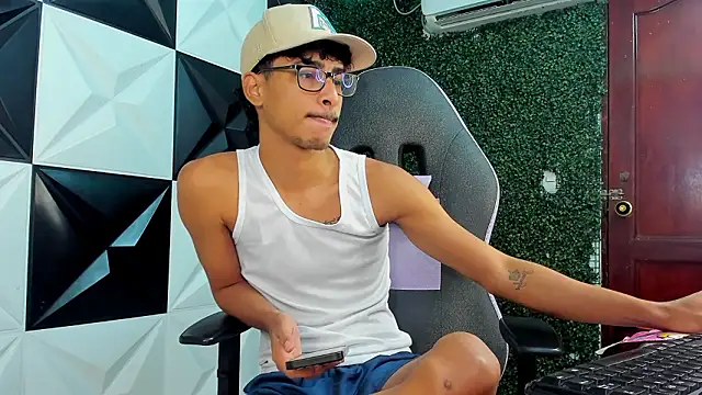 Snapshot of allens_joe chatting on March 2026 08:41:02 PM allens joe online show from March 2026 08:41:02 PM