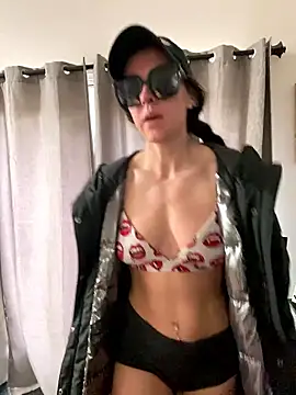 mrs  unknown online show from January 2026 04:33:02 PM