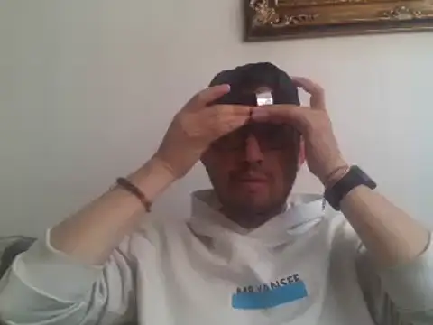 Snapshot of Diptongo chatting on December 2024 03:17:01 PM Diptongo online show from December 2024 03:17:01 PM