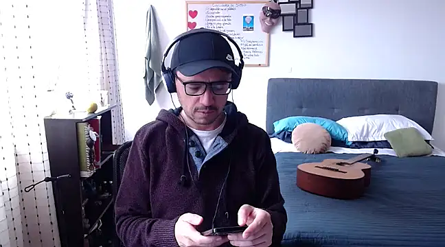 Snapshot of Diptongo chatting on March 2025 03:06:01 PM Diptongo online show from March 2025 03:06:01 PM