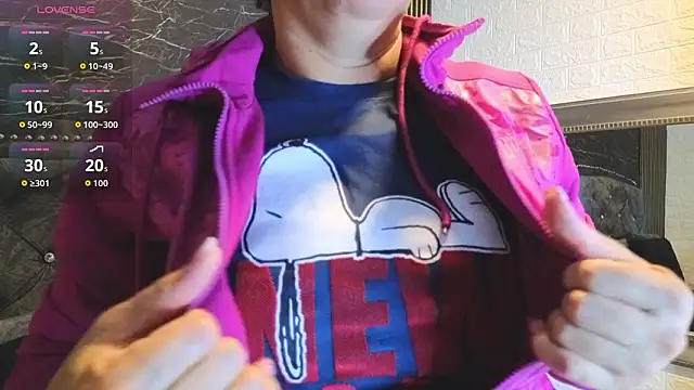 charlotte  G online show from February 2026 10:47:02 AM