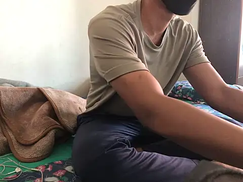 Snapshot of Zeuhorny chatting on March 2025 09:32:02 AM Zeuhorny online show from March 2025 09:32:02 AM