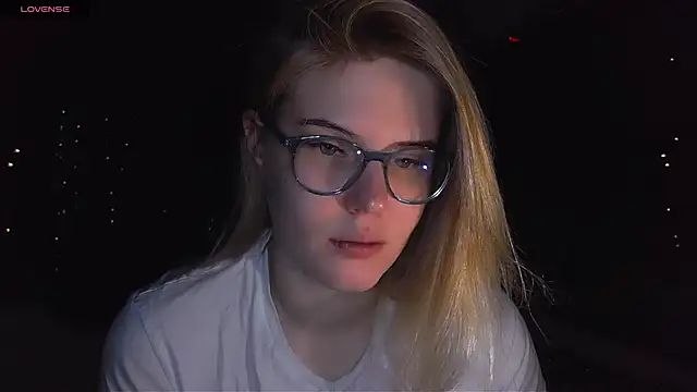 VoluptuousDreams online show from January 2025 03:51:01 PM