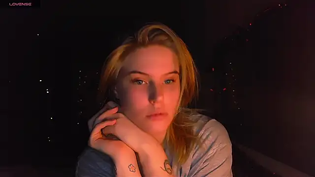 VoluptuousDreams online show from January 2025 08:59:02 PM